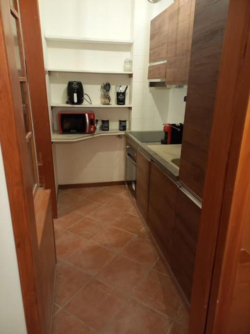 Casa Vacanza Petrari Residence Alt Air オヴィンドリ エクステリア 写真